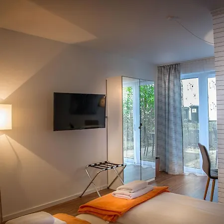H&H Apartment Im Greifswald Eldena Nr19-Jonas Mit Terrasse Buitenkant foto